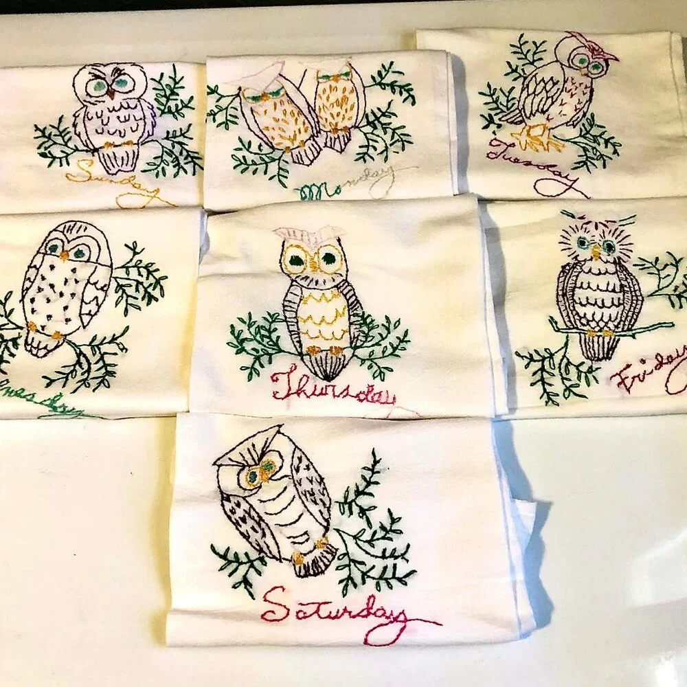 Set 7 Vintage 1970s Collectible Embroidered Tea Towels Owls Days Of The Week